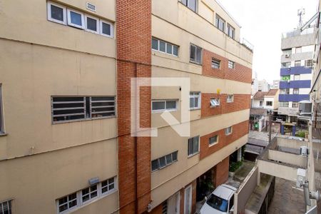 Sala vista de apartamento para alugar com 1 quarto, 53m² em Petrópolis, Porto Alegre