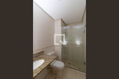 Banheiro de apartamento para alugar com 1 quarto, 53m² em Petrópolis, Porto Alegre