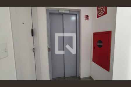 Apartamento à venda com 45m², 2 quartos e 1 vagaElevador