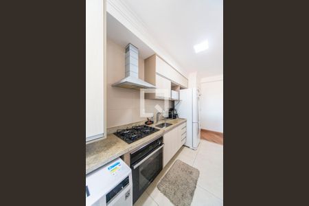 Apartamento para alugar com 75m², 2 quartos e 2 vagas Apartamento para alugar com 75m², 2 quartos e 2 vagasCozinha