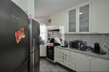 Apartamento à venda com 150m², 4 quartos e 4 vagas Apartamento à venda com 150m², 4 quartos e 4 vagasCozinha