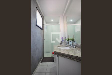 Apartamento à venda com 150m², 4 quartos e 4 vagas Apartamento à venda com 150m², 4 quartos e 4 vagasBanheiro Suíte 1