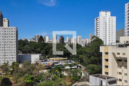 Apartamento à venda com 150m², 4 quartos e 4 vagas Apartamento à venda com 150m², 4 quartos e 4 vagasVista da Suíte 1