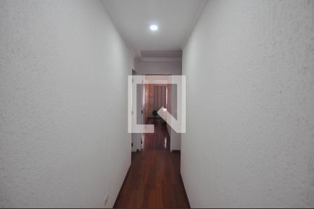 Apartamento à venda com 150m², 4 quartos e 4 vagas Apartamento à venda com 150m², 4 quartos e 4 vagasCorredor