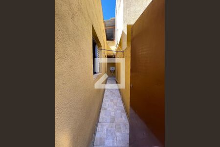 Entrada de casa para alugar com 1 quarto, 40m² em Jardim São Jorge, São Paulo