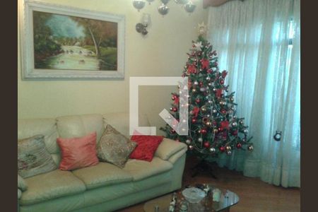 Casa à venda com 3 quartos, 161m² em Jardim Santa Helena, São Paulo