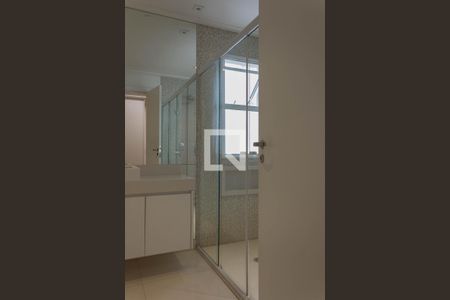 Apartamento à venda com 237m², 4 quartos e 4 vagasBanheiro da Suíte 1