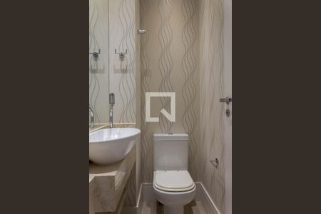 Apartamento à venda com 237m², 4 quartos e 4 vagasLavabo