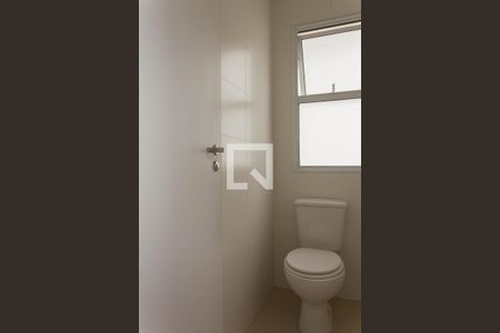 Apartamento à venda com 237m², 4 quartos e 4 vagasBanheiro de Serviço