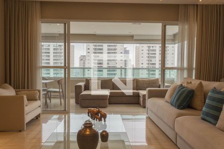 Apartamento à venda com 237m², 4 quartos e 4 vagasSala