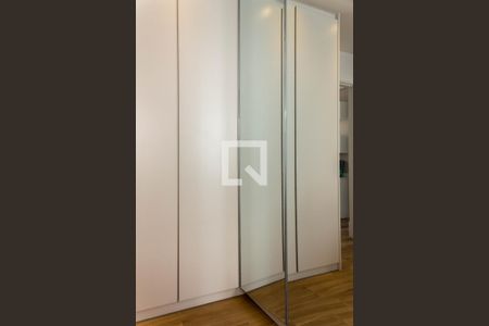 Apartamento à venda com 237m², 4 quartos e 4 vagasSuíte 2