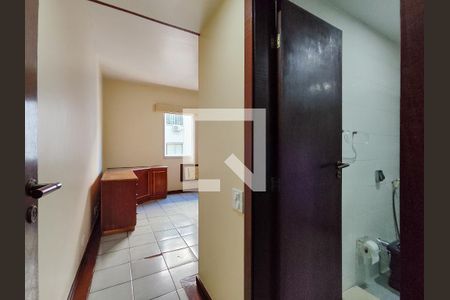 Apartamento à venda com 122m², 3 quartos e 2 vagas Apartamento à venda com 122m², 3 quartos e 2 vagasSuíte