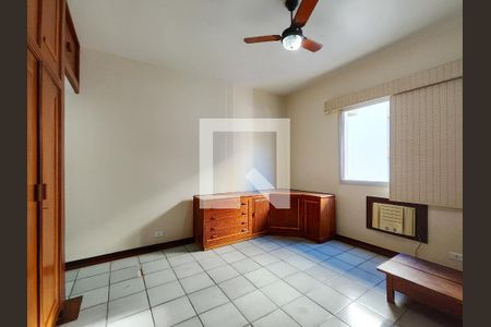 Apartamento à venda com 122m², 3 quartos e 2 vagas Apartamento à venda com 122m², 3 quartos e 2 vagasSuíte