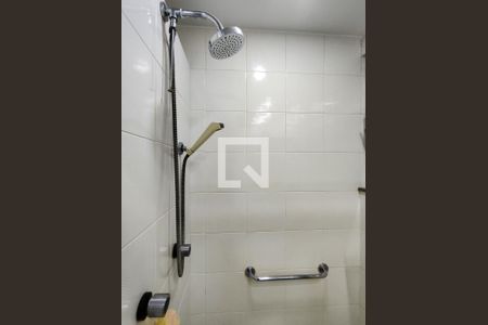 Apartamento à venda com 122m², 3 quartos e 2 vagas Apartamento à venda com 122m², 3 quartos e 2 vagasBanheiro da Suíte