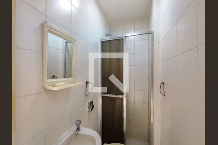 Apartamento à venda com 122m², 3 quartos e 2 vagas Apartamento à venda com 122m², 3 quartos e 2 vagasBanheiro de serviço