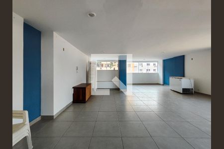 Apartamento à venda com 122m², 3 quartos e 2 vagas Apartamento à venda com 122m², 3 quartos e 2 vagasÁrea comum - Salão de festas