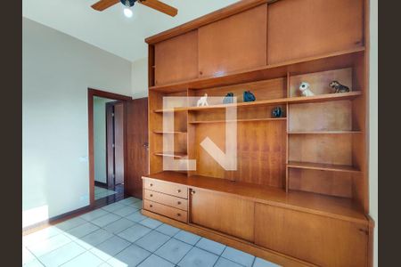 Apartamento à venda com 122m², 3 quartos e 2 vagas Apartamento à venda com 122m², 3 quartos e 2 vagasQuarto 2