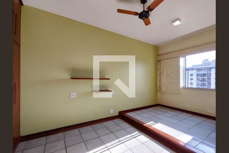 Apartamento à venda com 122m², 3 quartos e 2 vagas Apartamento à venda com 122m², 3 quartos e 2 vagasQuarto 1