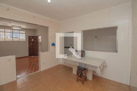 Casa para alugar com 125m², 2 quartos e 2 vagasCozinha