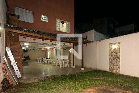 Casa à venda com 280m², 4 quartos e 5 vagas Casa à venda com 280m², 4 quartos e 5 vagasSalão e Espaço Gourmet