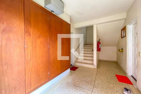 Apartamento à venda com 66m², 2 quartos e 1 vaga Apartamento à venda com 66m², 2 quartos e 1 vagaHall de entrada