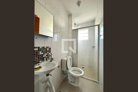 Banheiro  de apartamento para alugar com 1 quarto, 33m² em Vila Campestre, São Paulo
