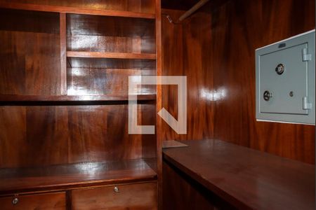 Apartamento à venda com 104m², 3 quartos e 2 vagasCloset da suíte