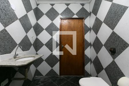 Casa à venda com 130m², 2 quartos e 1 vagaBanheiro 