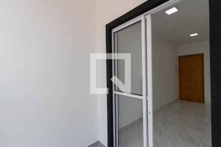 Sacada sala de apartamento à venda com 2 quartos, 48m² em Vila Nivi, São Paulo