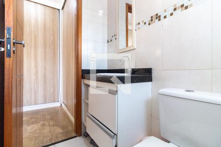 Casa para alugar com 62m², 2 quartos e 2 vagasBanheiro da Suíte 1