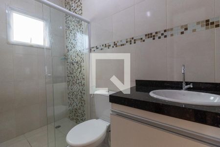 Casa para alugar com 62m², 2 quartos e 2 vagasBanheiro da Suíte 2