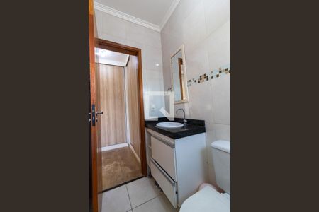 Casa para alugar com 62m², 2 quartos e 2 vagasBanheiro da Suíte 1