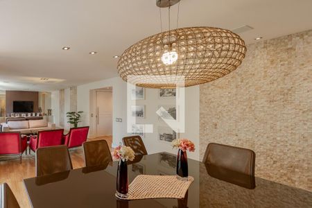 Sala de apartamento à venda com 3 quartos, 206m² em Campo Belo, São Paulo