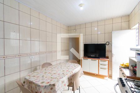 Casa à venda com 126m², 2 quartos e 2 vagasCozinha