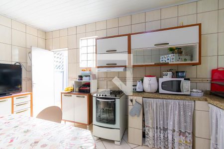 Casa à venda com 126m², 2 quartos e 2 vagasCozinha