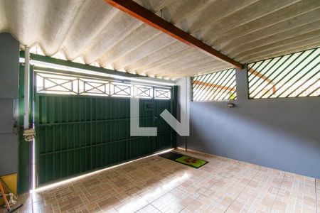 Casa à venda com 126m², 2 quartos e 2 vagasGaragem