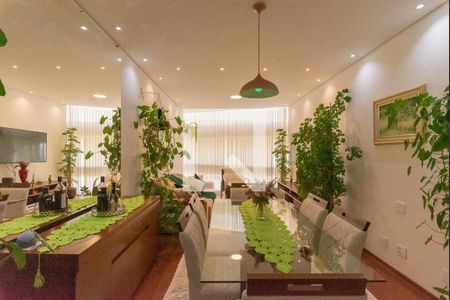 Sala de apartamento para alugar com 2 quartos, 128m² em Centro, Campinas