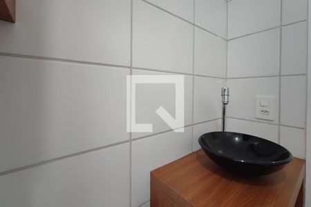 Apartamento à venda com 44m², 2 quartos e 1 vaga Apartamento à venda com 44m², 2 quartos e 1 vagaBanheiro