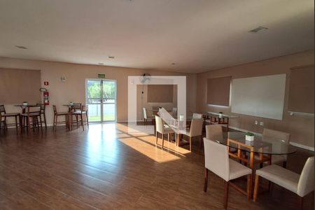 Apartamento à venda com 44m², 2 quartos e 1 vaga Apartamento à venda com 44m², 2 quartos e 1 vagaÁrea comum - Salão de festas