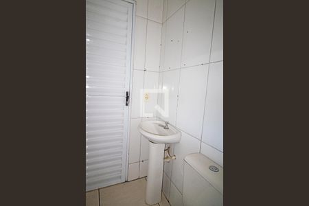 Banheiro de apartamento à venda com 2 quartos, 48m² em Vila Nivi, São Paulo