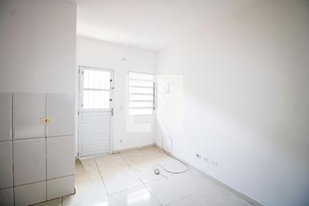Sala de apartamento à venda com 2 quartos, 48m² em Vila Nivi, São Paulo