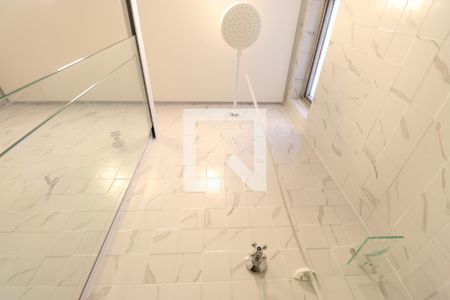 Apartamento para alugar com 89m², 3 quartos e 1 vagaDetalhe do Banheiro da Suite