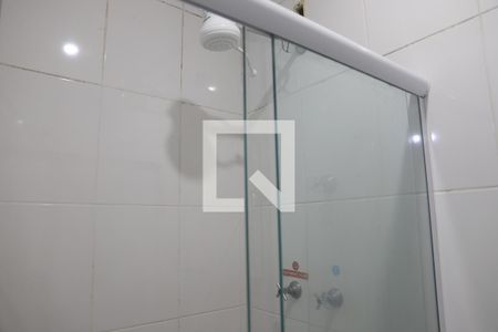 Banheiro de kitnet/studio para alugar com 0 quarto, 20m² em Vila Clementino, São Paulo