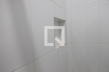 Banheiro de kitnet/studio para alugar com 0 quarto, 20m² em Vila Clementino, São Paulo