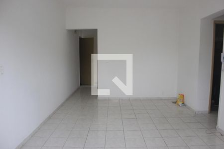 Sala de apartamento para alugar com 3 quartos, 70m² em Jardim Vila Galvao, Guarulhos