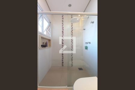 Casa de condomínio à venda com 450m², 4 quartos e 4 vagasBanheiro da Suíte 4