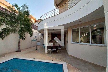 Casa de condomínio à venda com 450m², 4 quartos e 4 vagasÁrea comum - Piscina