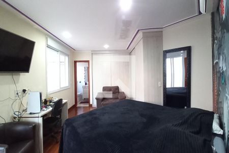 Casa de condomínio à venda com 450m², 4 quartos e 4 vagasQuarto 4 - Suíte