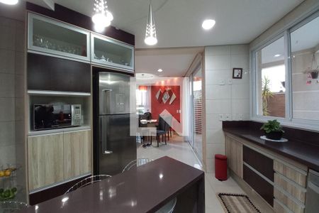 Casa de condomínio à venda com 450m², 4 quartos e 4 vagasCozinha 