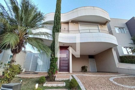 Casa de condomínio à venda com 450m², 4 quartos e 4 vagasFachada do Prédio